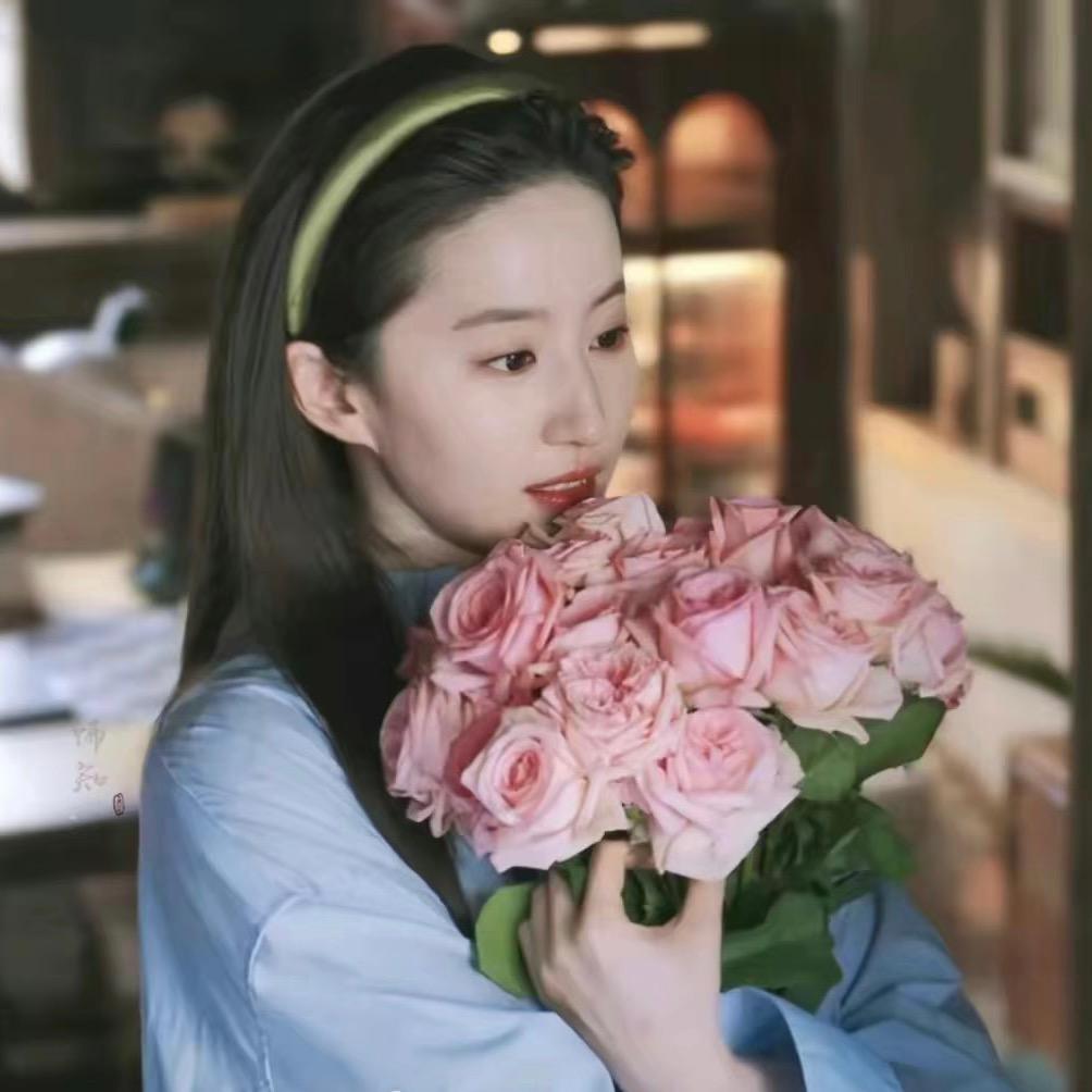 是七七吖！