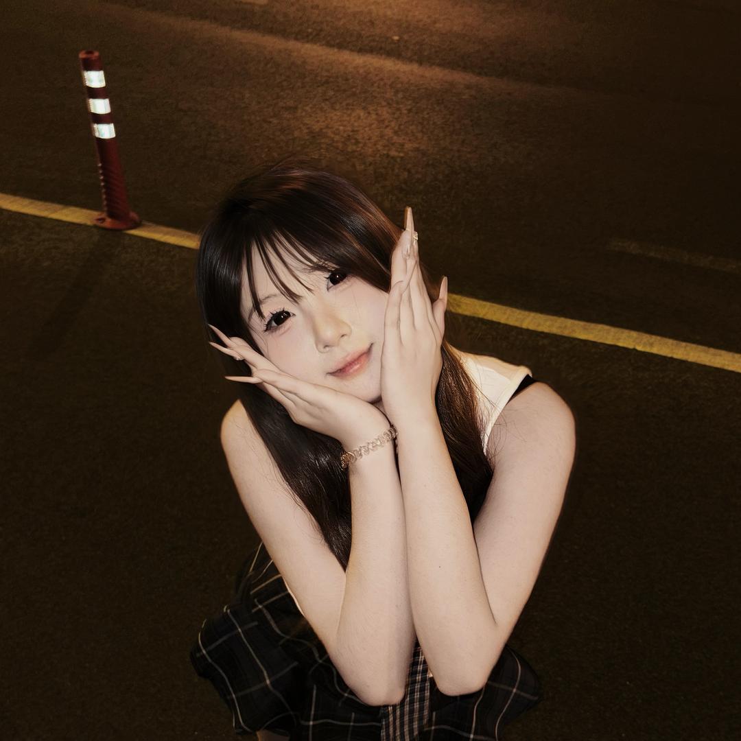 笨笨是一只鱼 （10.20破壳日）🎉