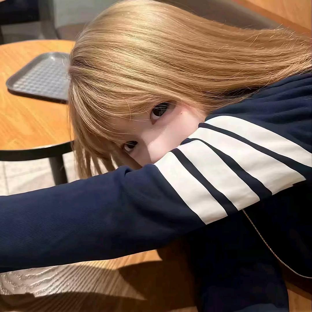 特可爱一小女孩