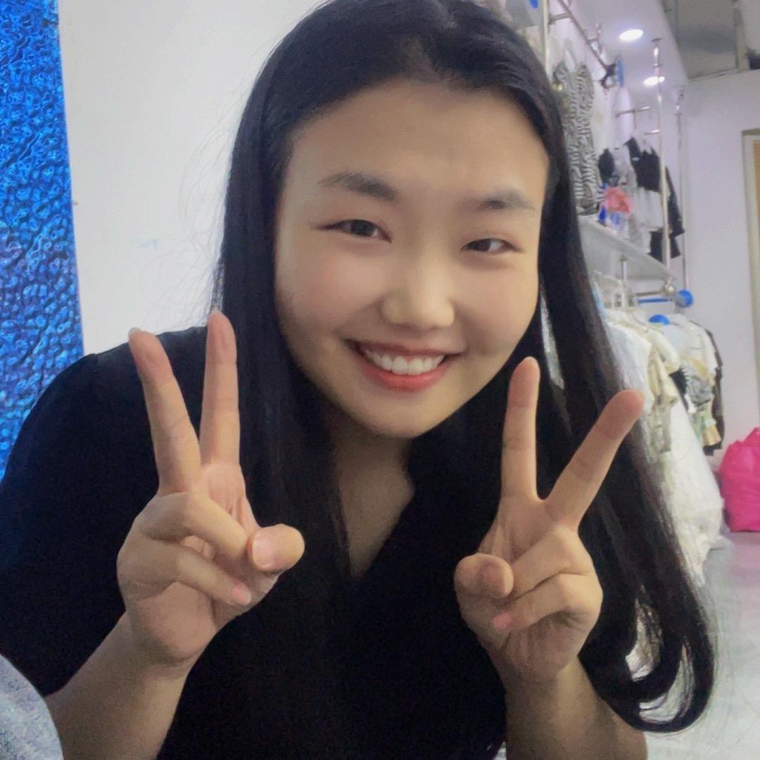 郑州金水宝儿宝童装何洋洋