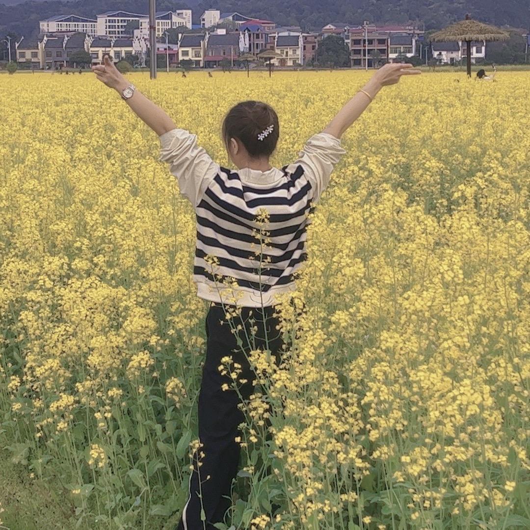 ℳঞ兜里໊🌿半颗糖🍬