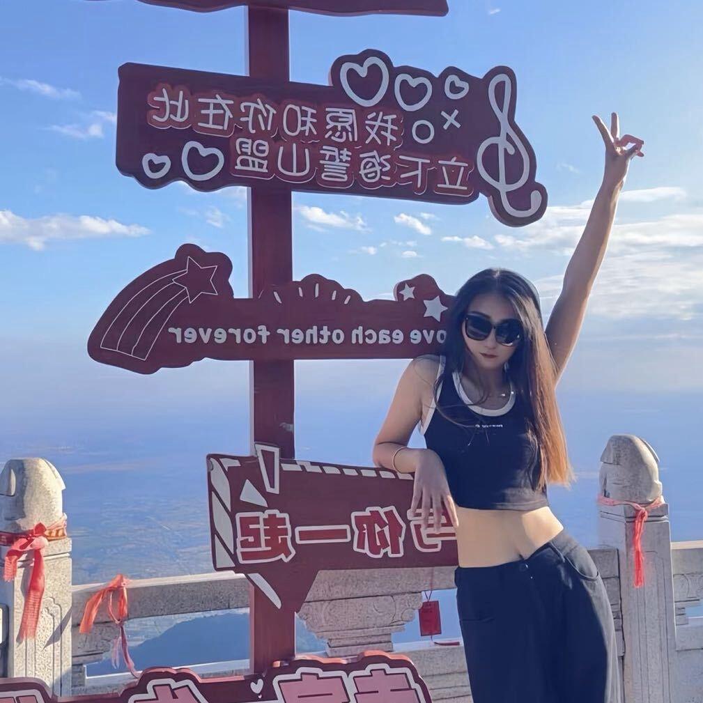 郝菜菜吖💫
