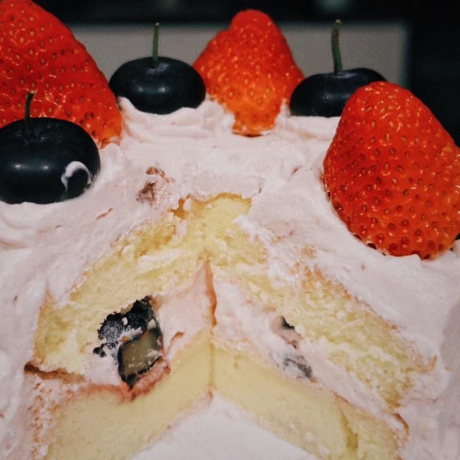 爱吃草莓蛋糕🍰