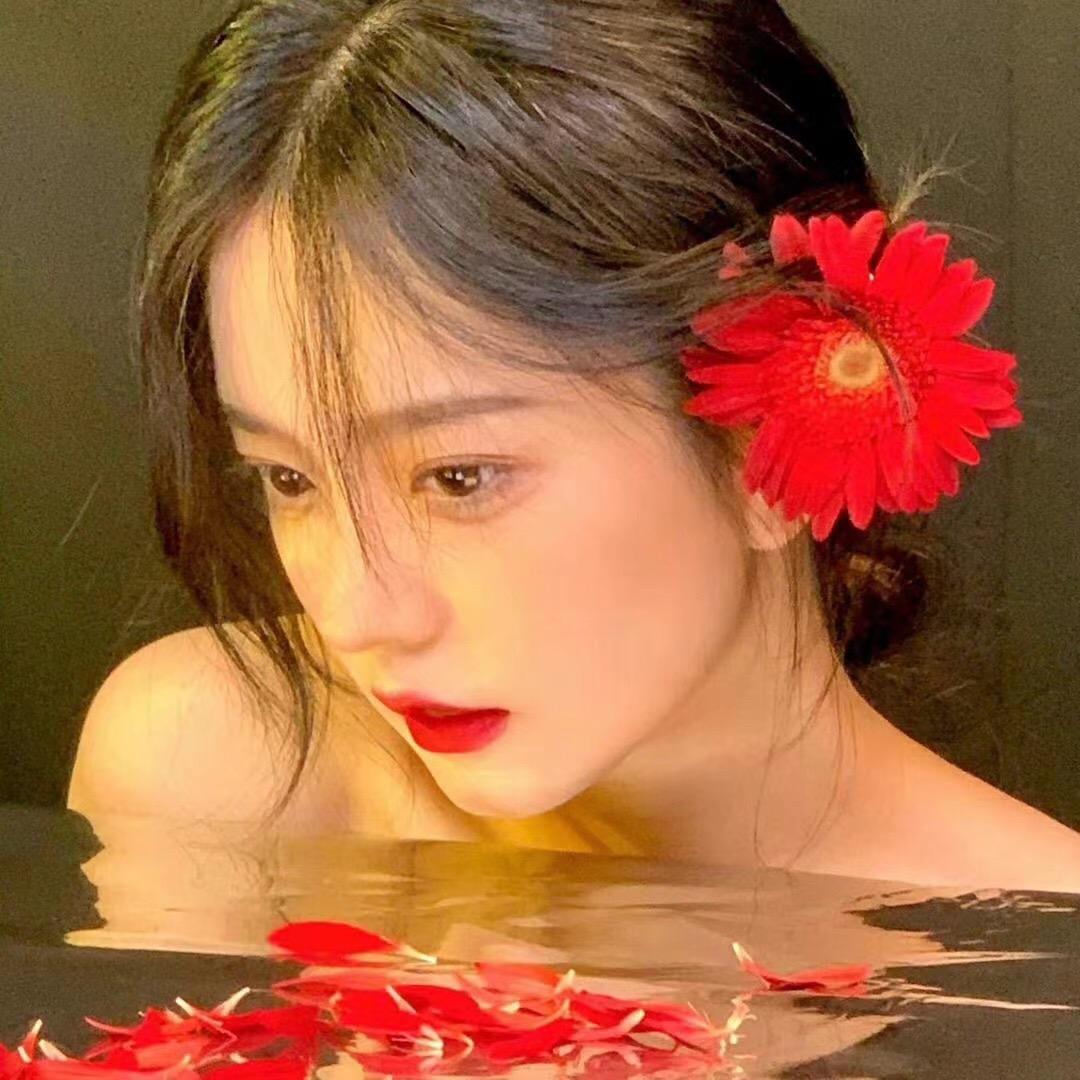 花吃美少女