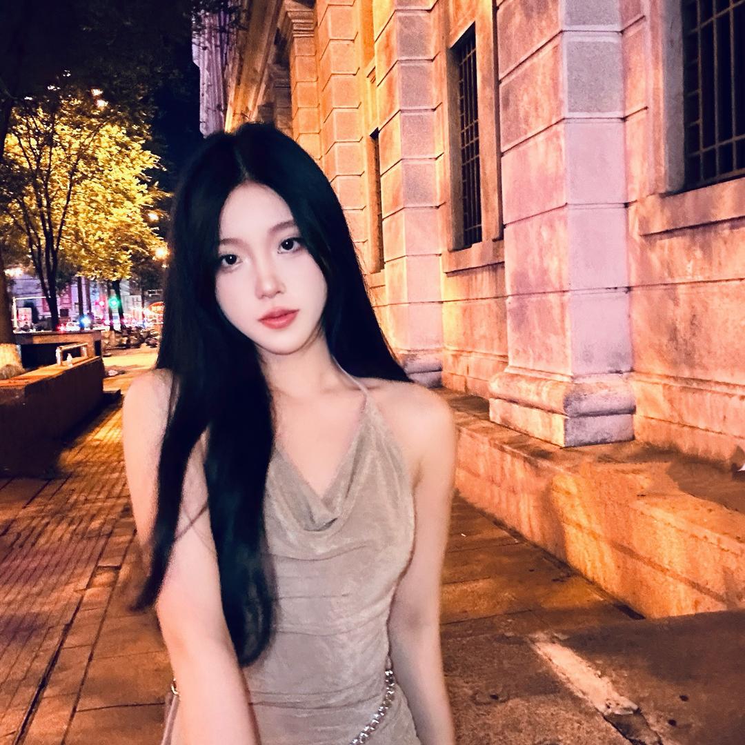 嘟嘟-