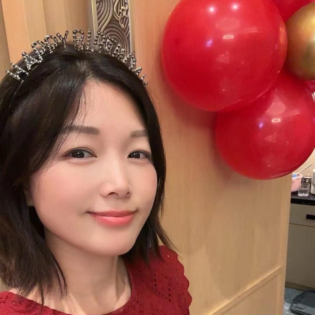 毛  毛