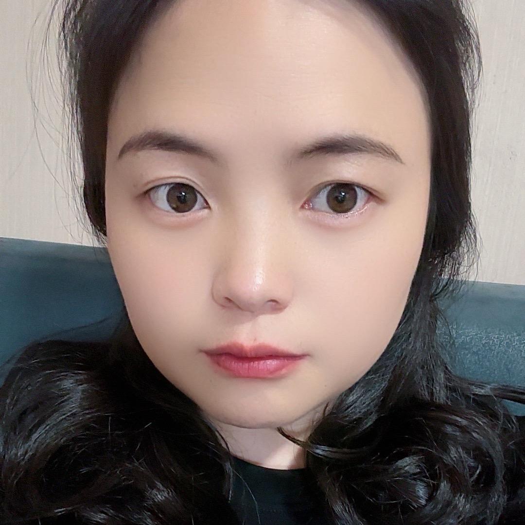 美家门业仓储批发何莉