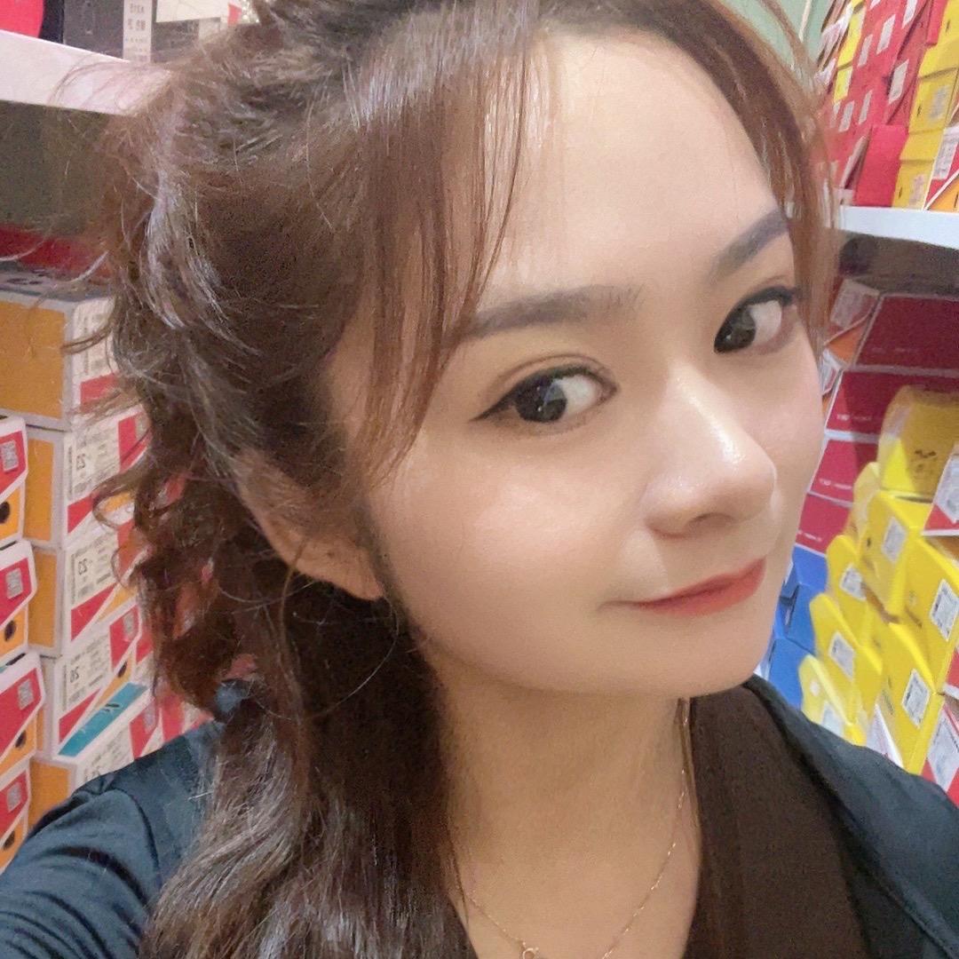 小陈丹江口童装童鞋集合店