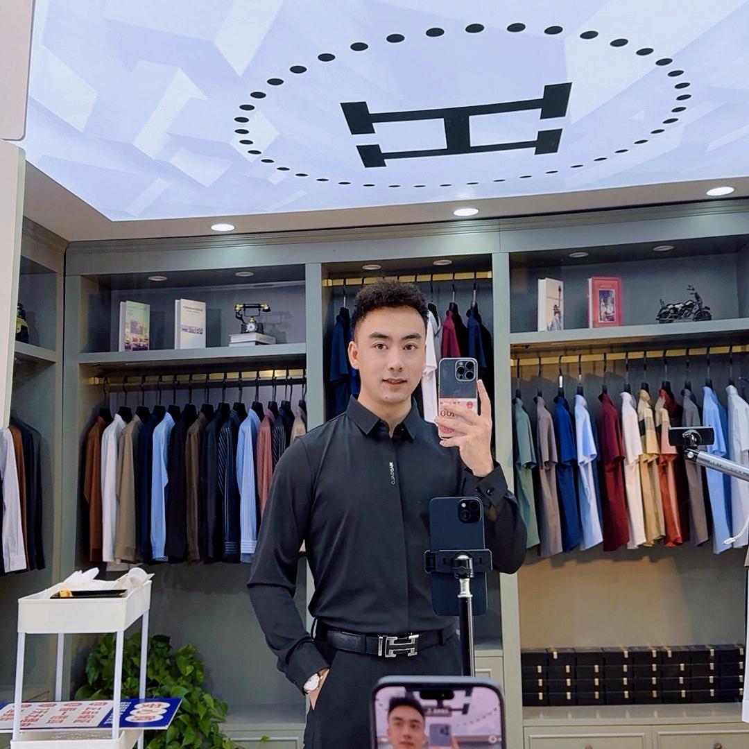 布衣精品男装服饰