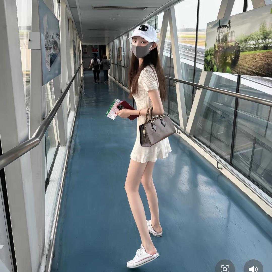 乖.