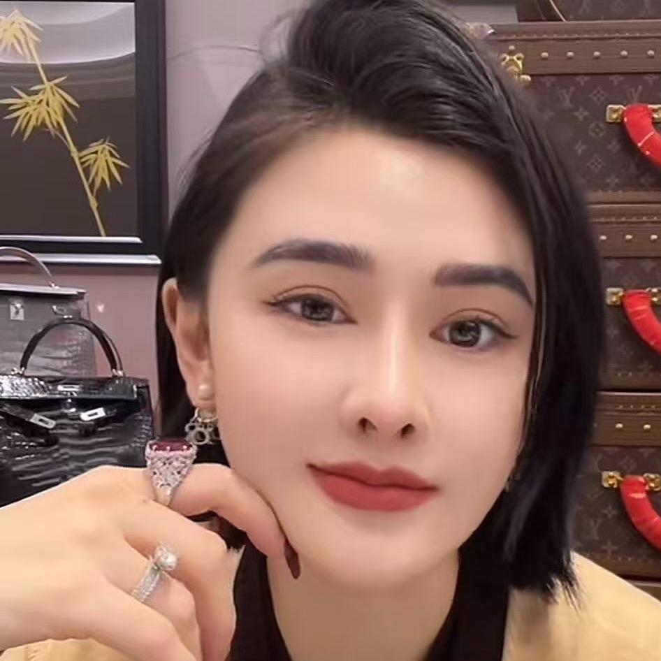 袁艺灵～精选女装