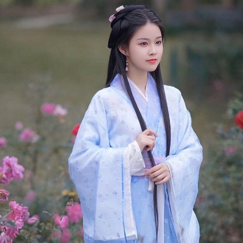 梦里花落