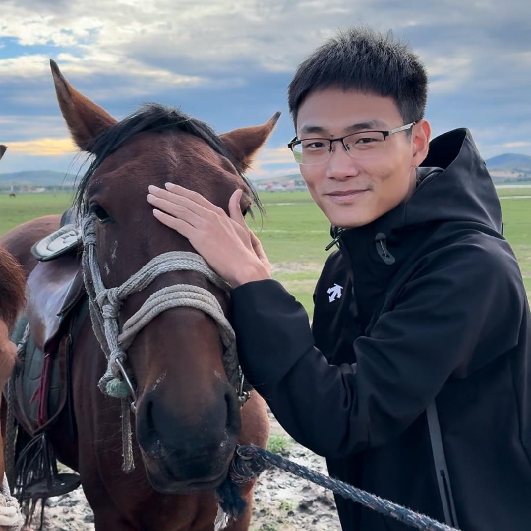 黑猪娃李钰