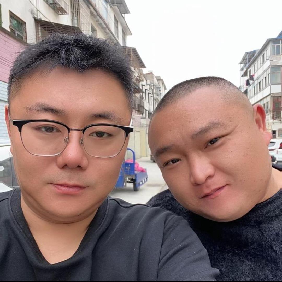 曾哥振弟