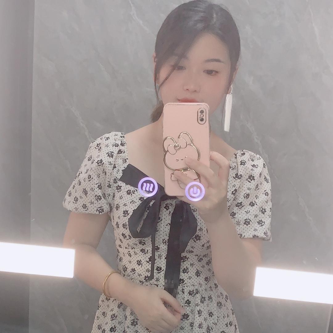 茜茜吖