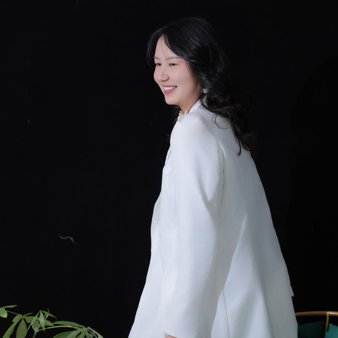 银行小姐姐