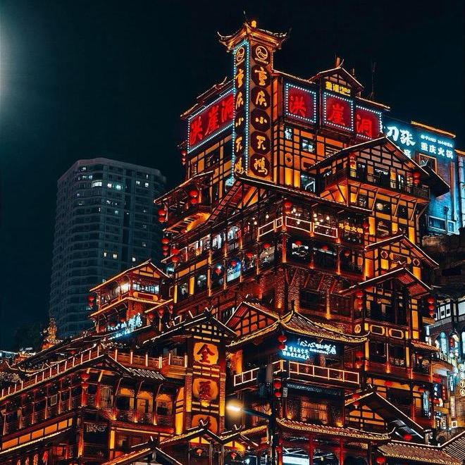 洪崖洞的钟