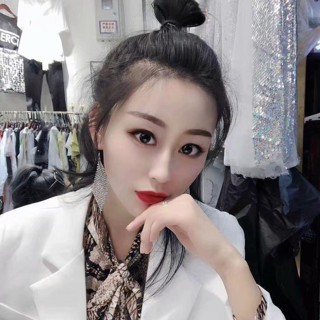 黑娜服饰(清货号)