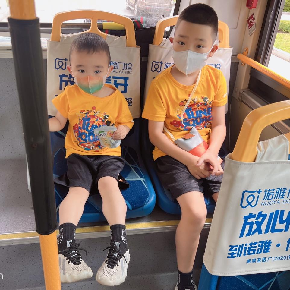 李李和棒棒