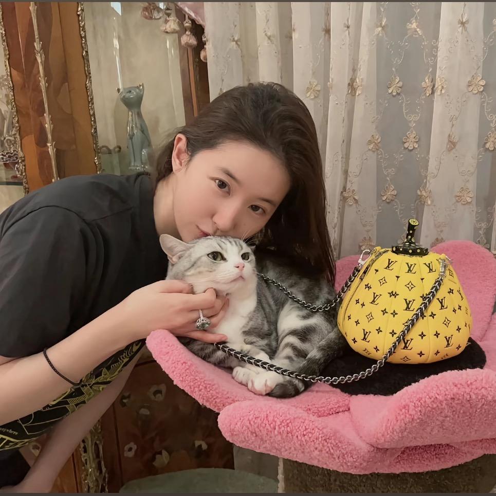 亦菲菲儿