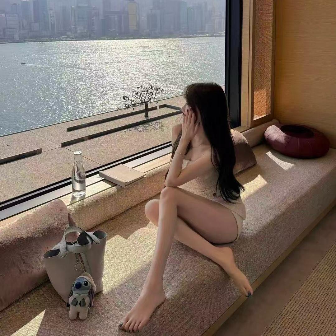 小美姐姐