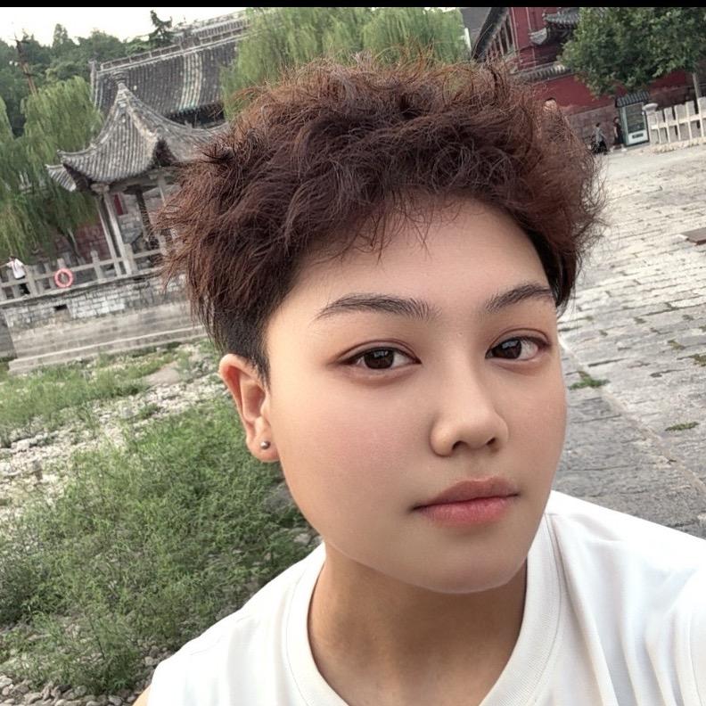 妍曼丝雪✨