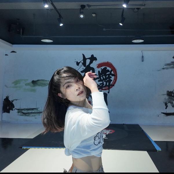 想叫高一一