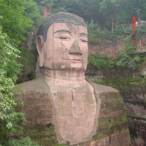 八千里山川河岳