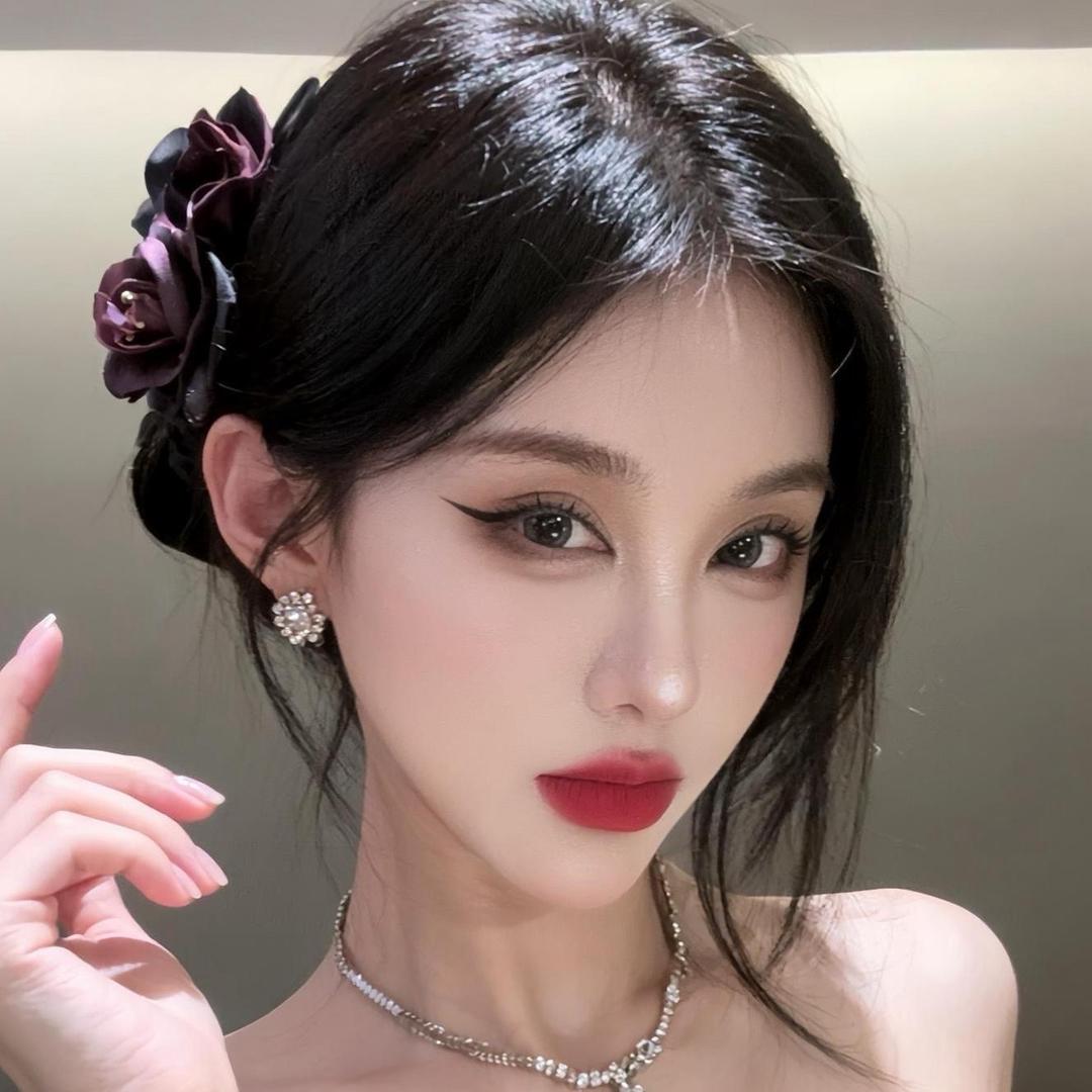 卖小蛇的蛇精脸🐍