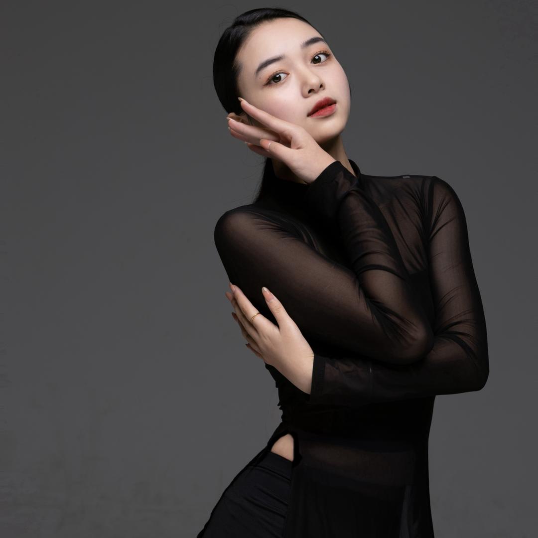 无锡教舞蹈的路路老师