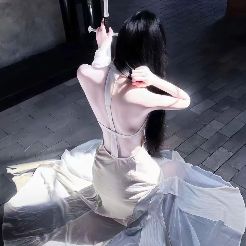 𝑻𝒊𝒏𝒈𝒀𝒖