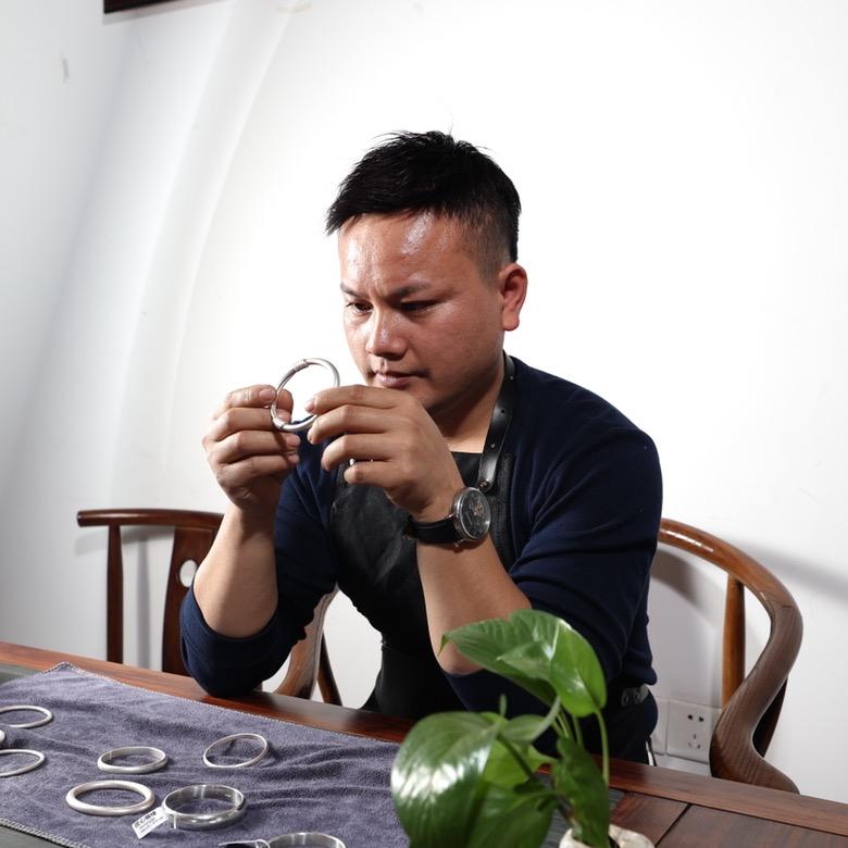 潇洒银匠