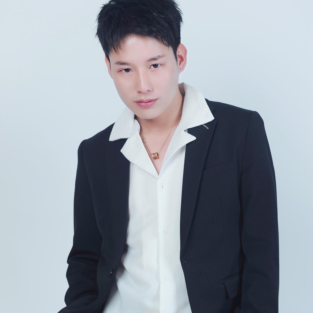 通江万迪发型设计