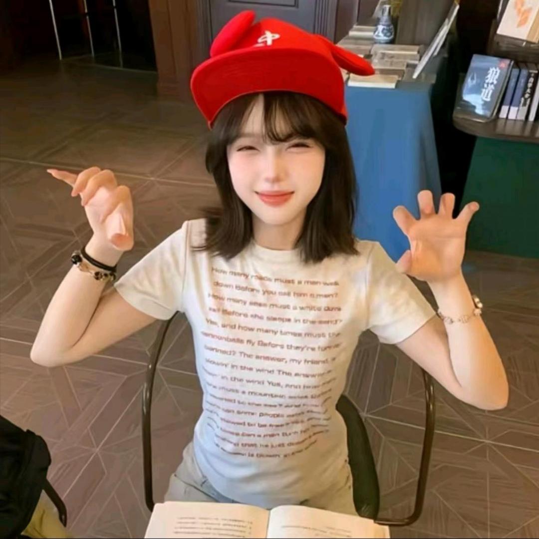 椰椰.