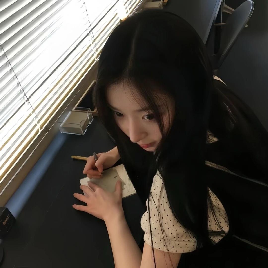 女主角