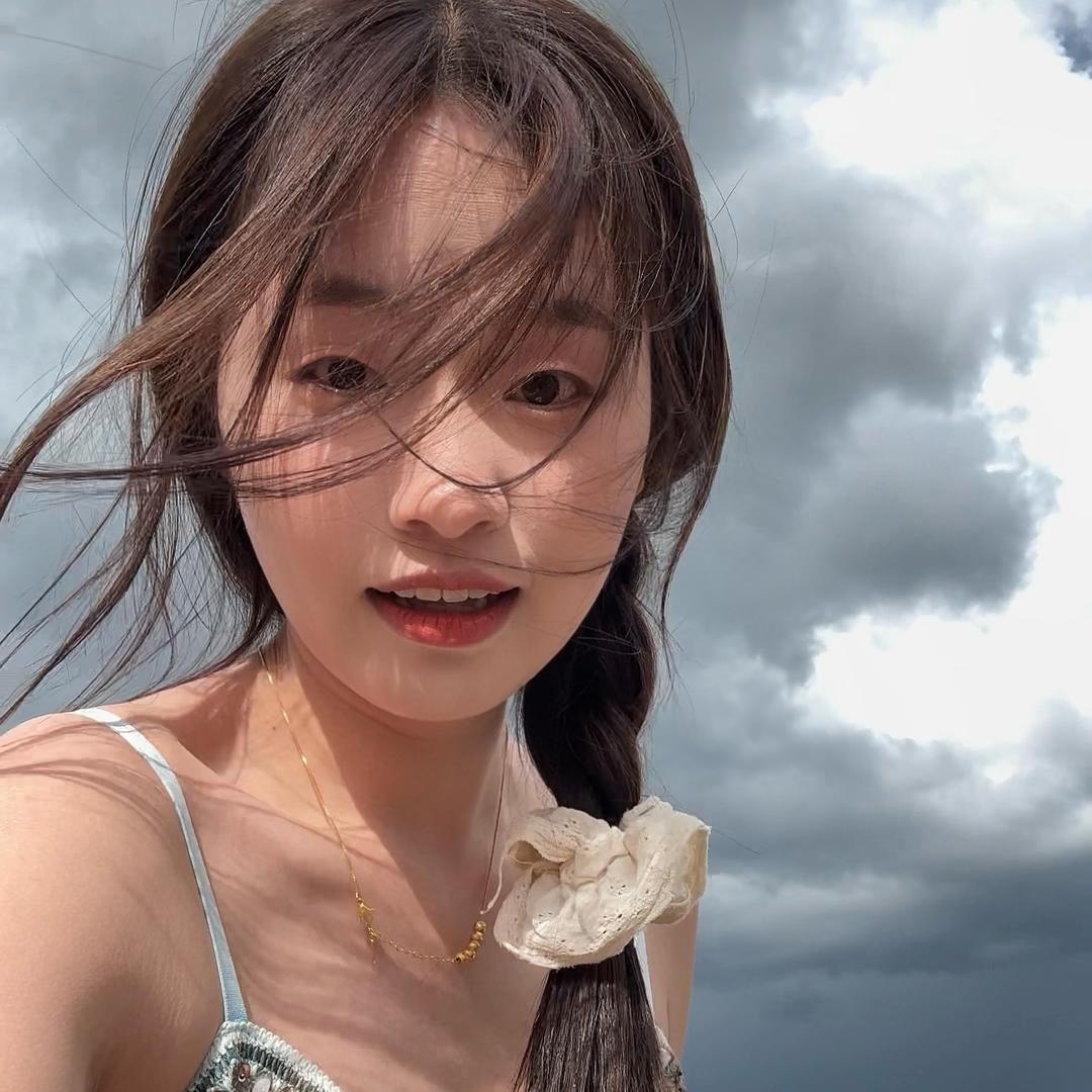 小酒窝窝呀
