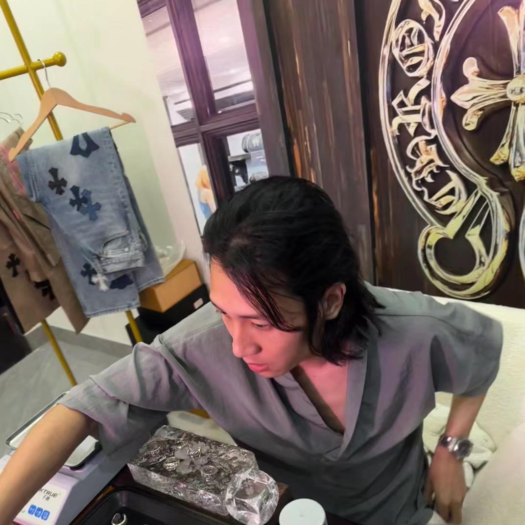 萱也婷百货店