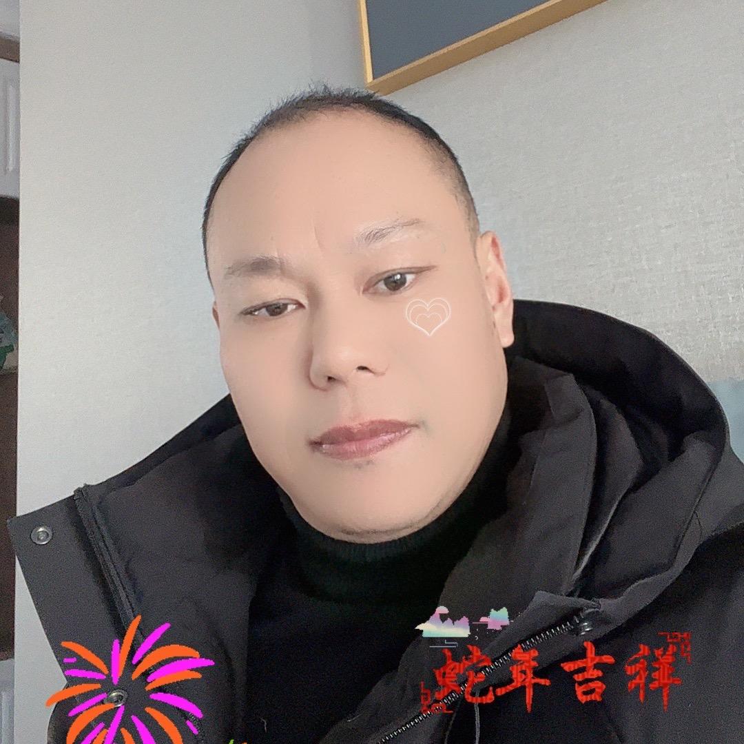 简单哥🐰朱天文