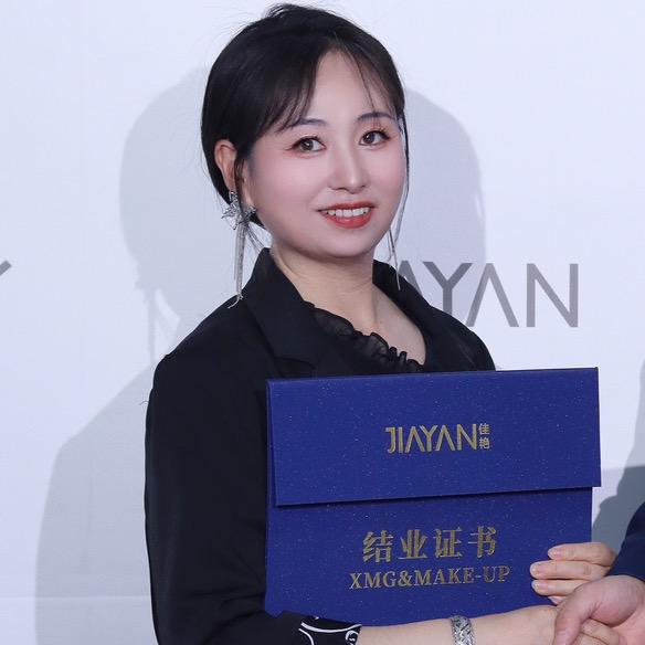 大武口赫妍妆造馆