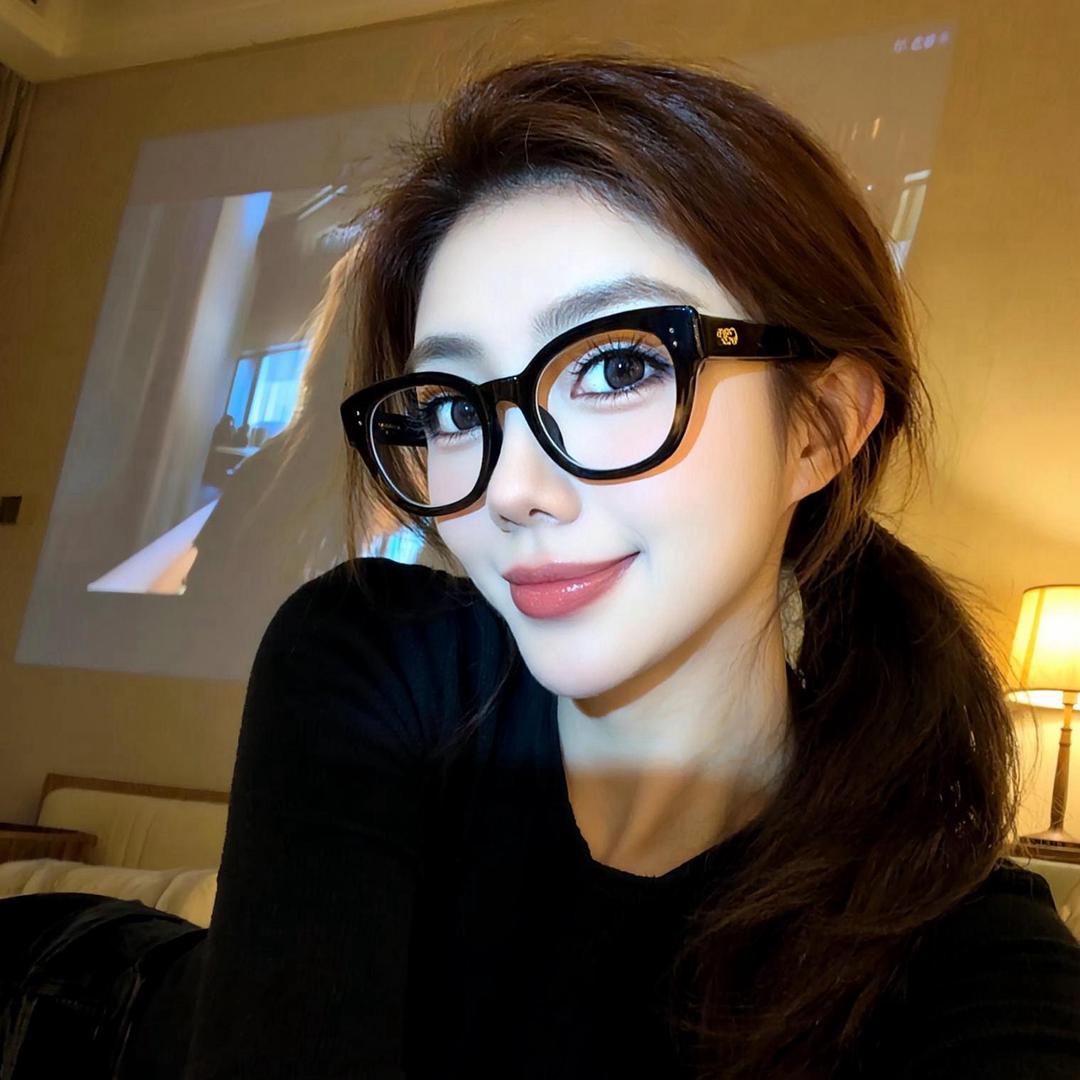 甜甜圈🦭（微胖版）