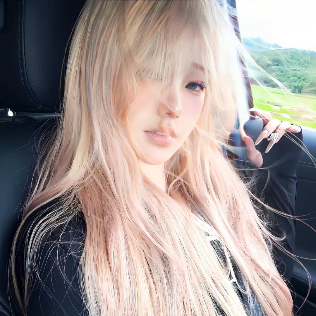 ㅤㅤㅤ ㅤZhhhh-.