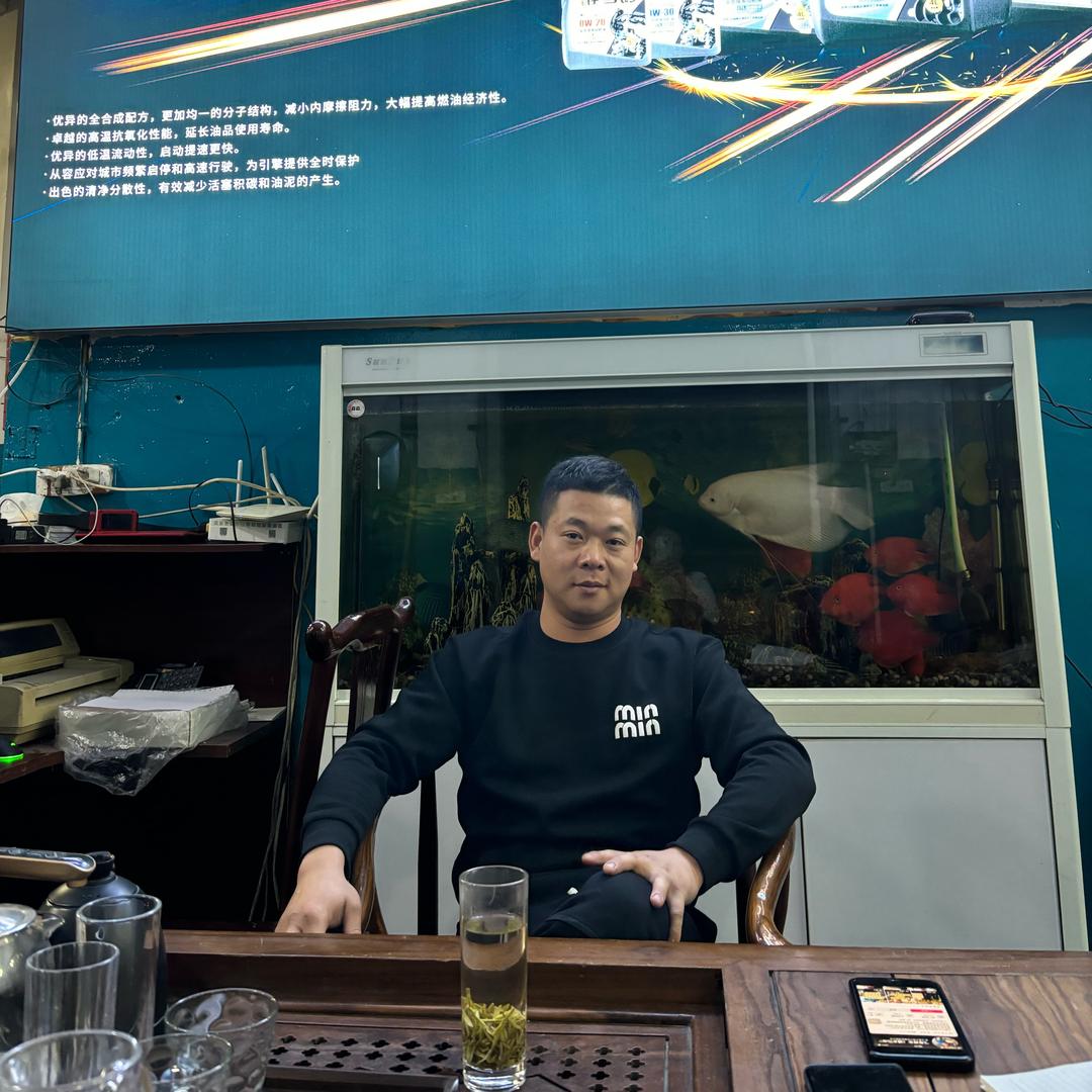 仰义鑫锌汽车快修店官方号