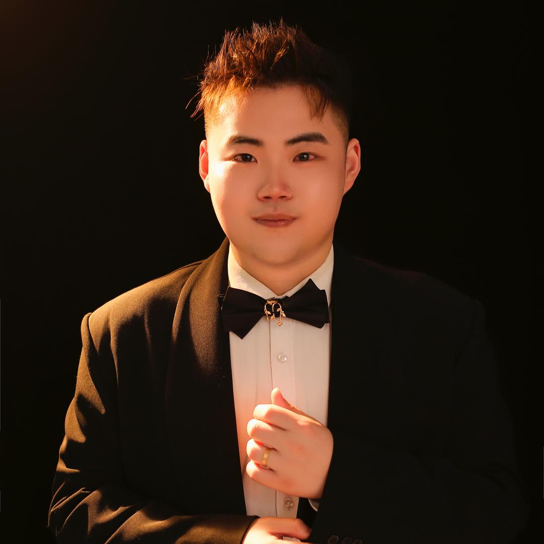 小灰灰的斌吖（带娃版）