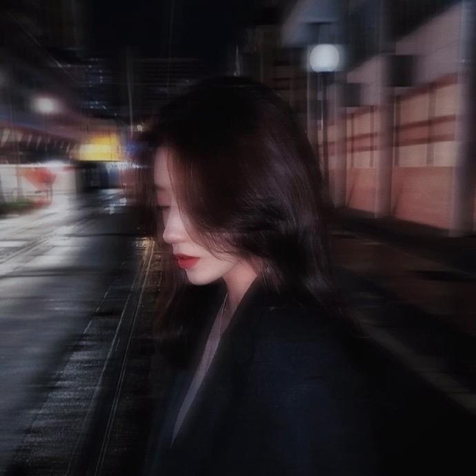 @思一