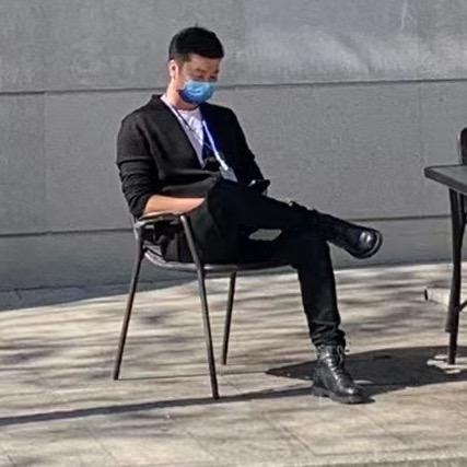 可诗贝恩 黄烨
