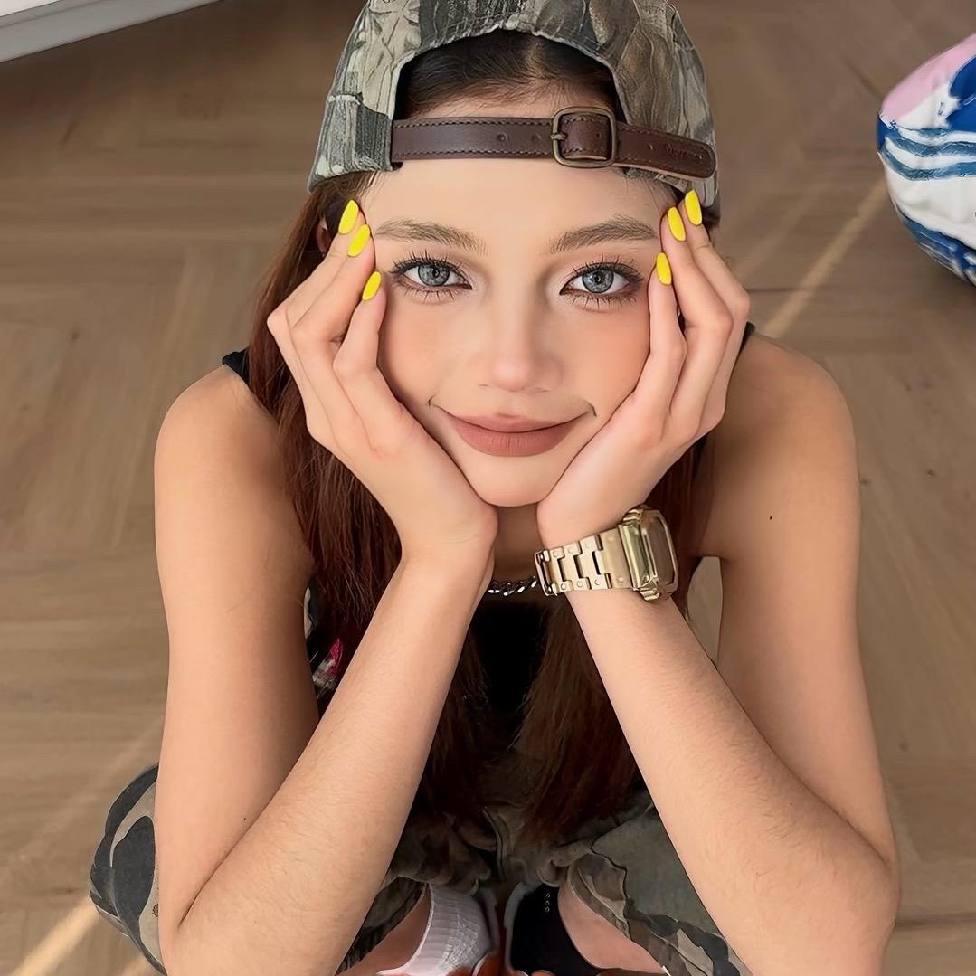 ˣ