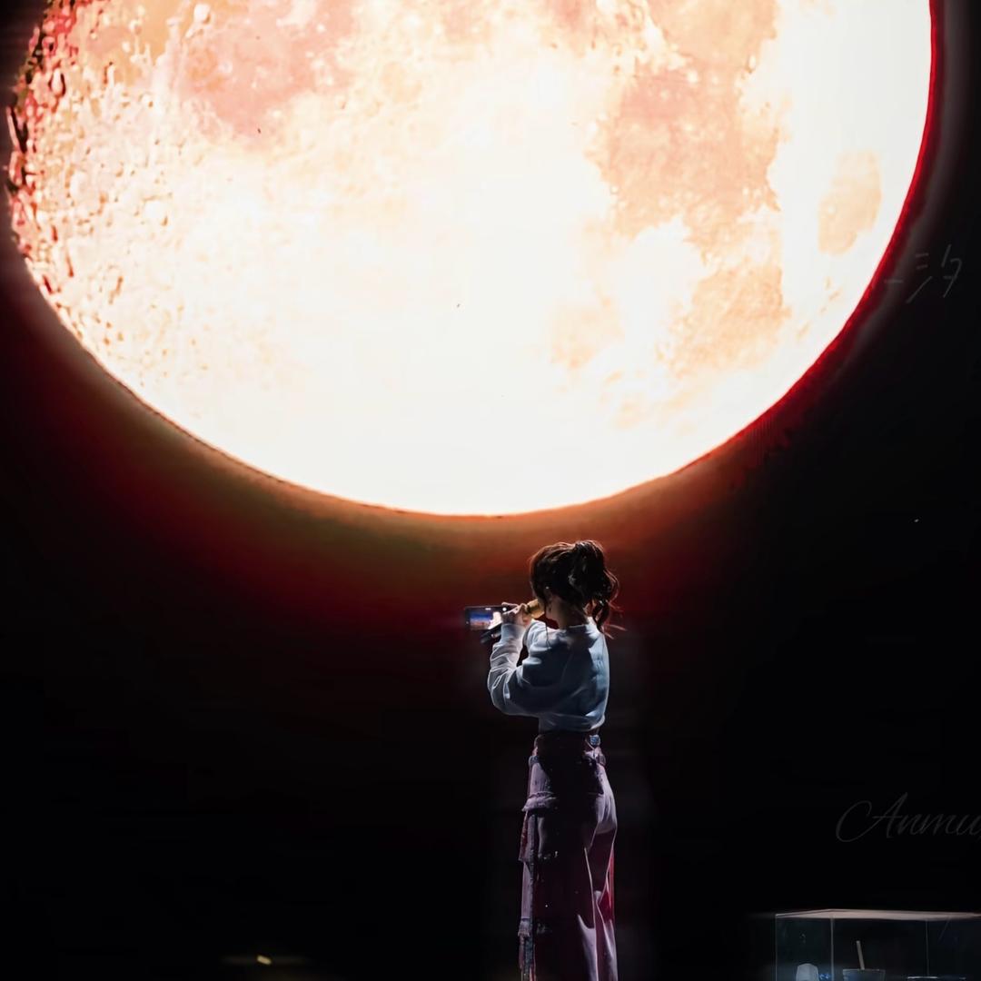 Chloe.（见过解解两次版）