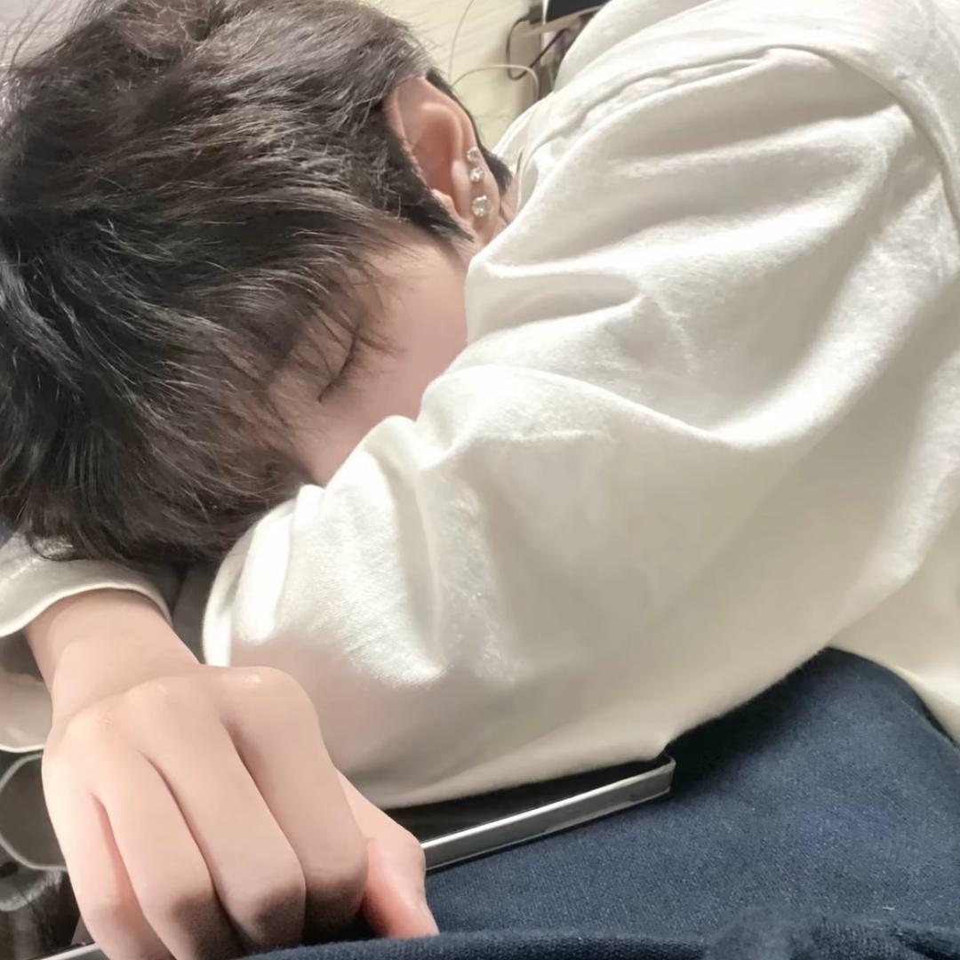 看海丶