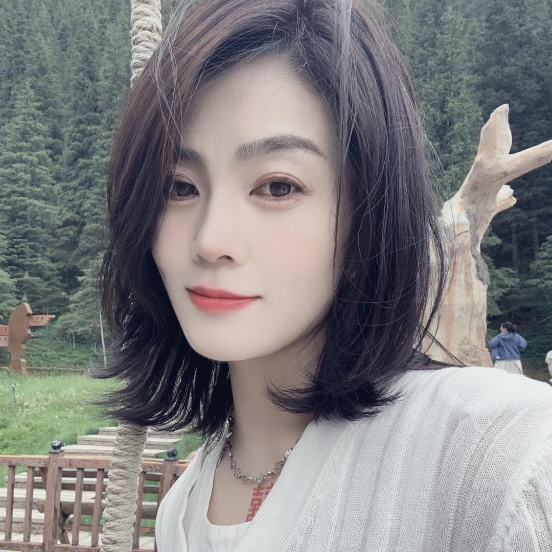 拾予女装·雅婷