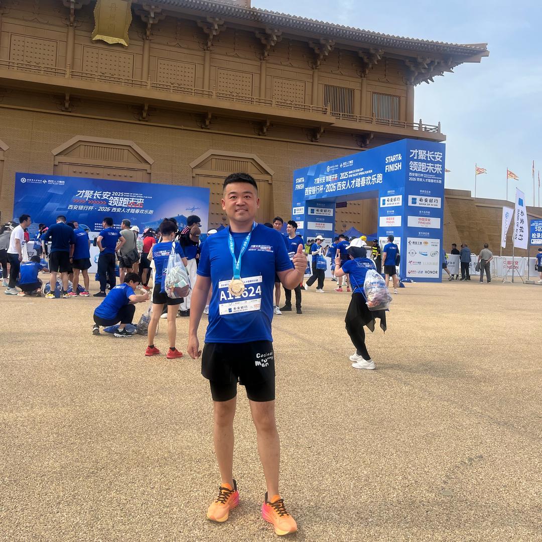 爱跑步的王校长